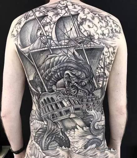 男士霸气的大满背纹身图案9张