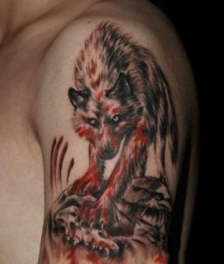 凶恶的血狼等狼纹身图案9张