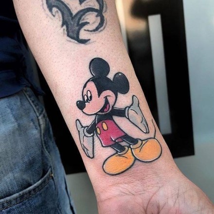 卡通米老鼠的一组小纹身图片