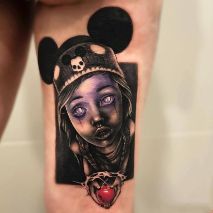 卡通米老鼠的一组小纹身图片