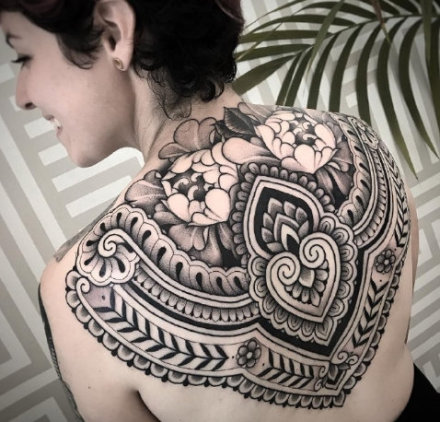 26组黑色的点刺梵花曼陀罗纹身图案