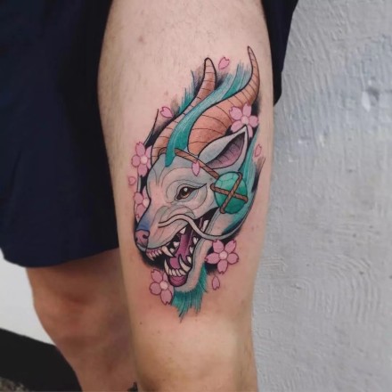 樱花和school动物头搭配的创意纹身