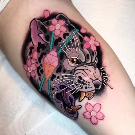 樱花和school动物头搭配的创意纹身