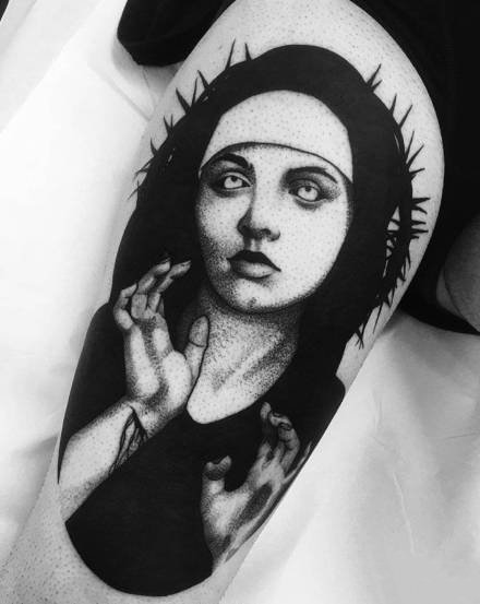 暗黑系诡异风格的黑色纹身图案18张