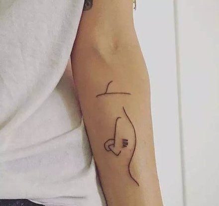 27组极简风格的简单线条纹身图案