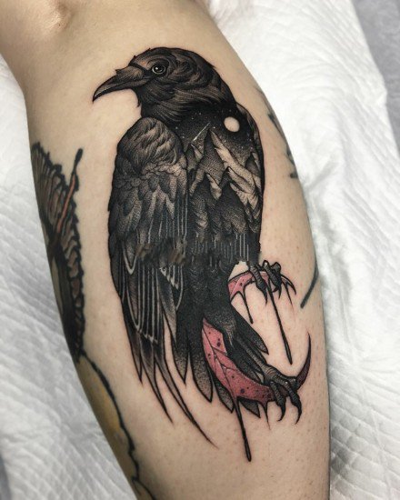 乌鸦主题的9张深黑色乌鸦纹身图案
