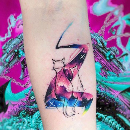 猫的轮廓+星空主题的一组纹身作品