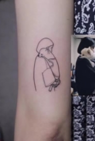 把照片简笔画纹在身上的作品赏析