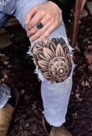 膝盖部位的一组个性纹身作品欣赏