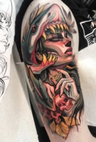 黄红色调的一组newschool风格的女郎纹身