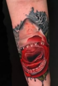 3D写实风格的玫瑰花朵纹身图片