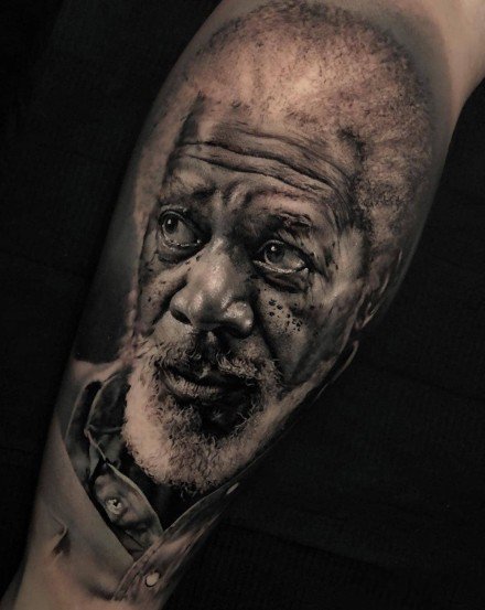 18张影视人物的写实暗黑纹身图案