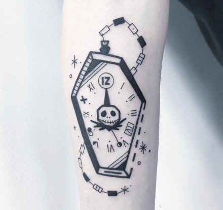 26张好看的小清新黑色系纹身图案