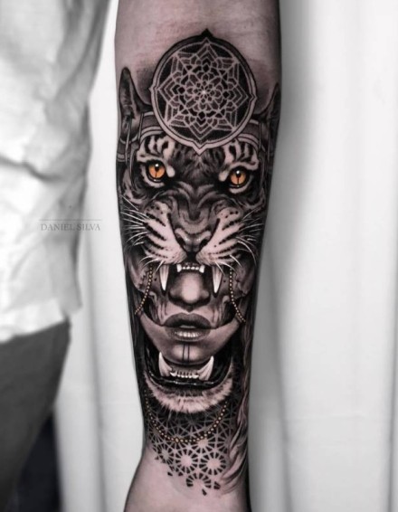 帅气的一组好看黑灰老虎纹身图案