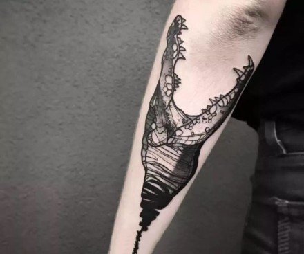 一组鳄鱼主题的纹身图片作品欣赏