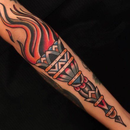 9张火炬主题的燃烧火炬纹身图案