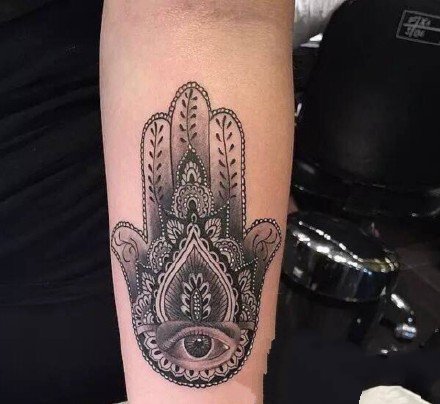 护身符-法蒂玛之手的纹身图案作品9张