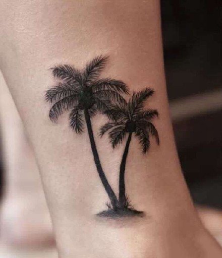 小清新的9张黑色椰子树纹身图案