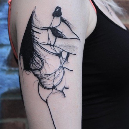 暗黑系的一组sm女郎纹身作品欣赏