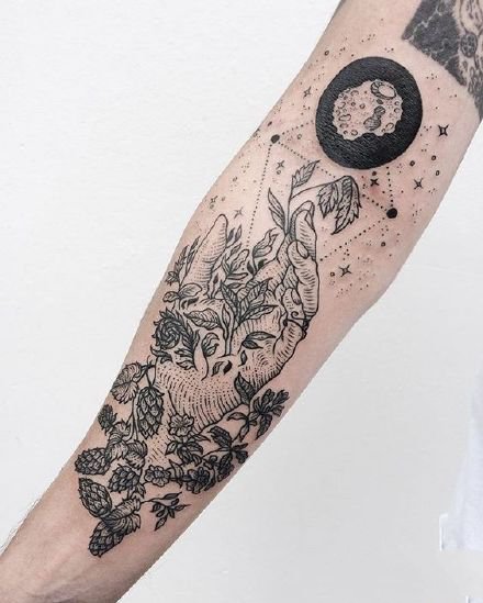 细节超多的插画风格手臂纹身图案9张