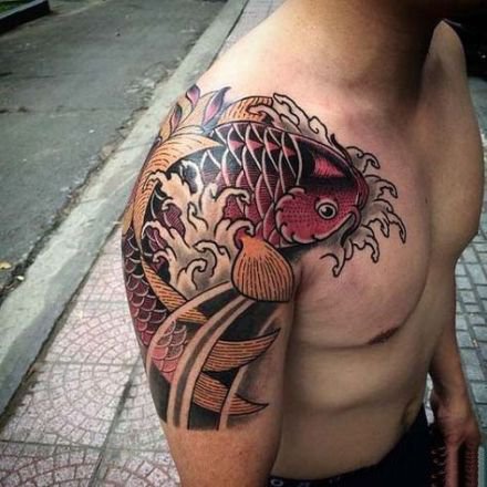 传统风格的包臂包腿鲤鱼系列纹身作品
