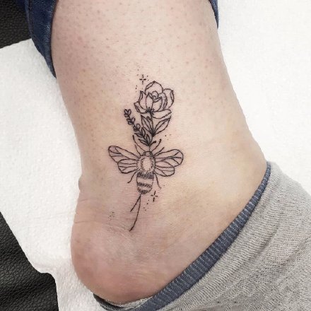 适合小臂的超简约可爱小纹身图18张