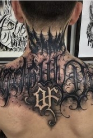 有意义的英文纹身  10组极具意义的黑色英文纹身图案