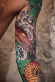 老传统风格的大花臂纹身作品图欣赏