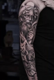 12组欧美写实包臂纹身作品图片