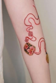 小清新的中国结主题纹身图片9张