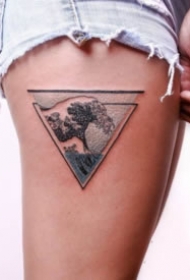 小清新的一组黑色海浪纹身图案欣赏