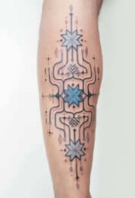 一组丰富多彩的亚马逊部落艺术纹身图