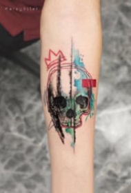 水彩色的一组小清新纹身图片