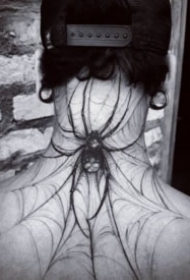 9张黑色的蜘蛛和蛛网纹身作品图案