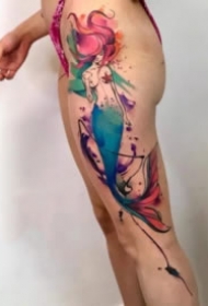 18组漂亮的色彩水墨纹身图片