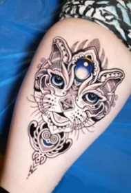 创意的动物和梵花组合的纹身图案