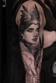 欧美女郎的极致甩针纹身女郎作品9张