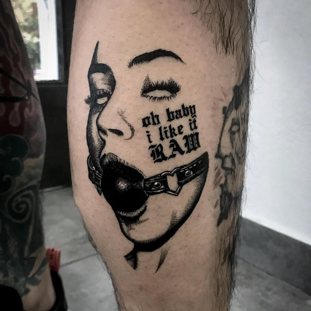 有意义的英文纹身  10组极具意义的黑色英文纹身图案