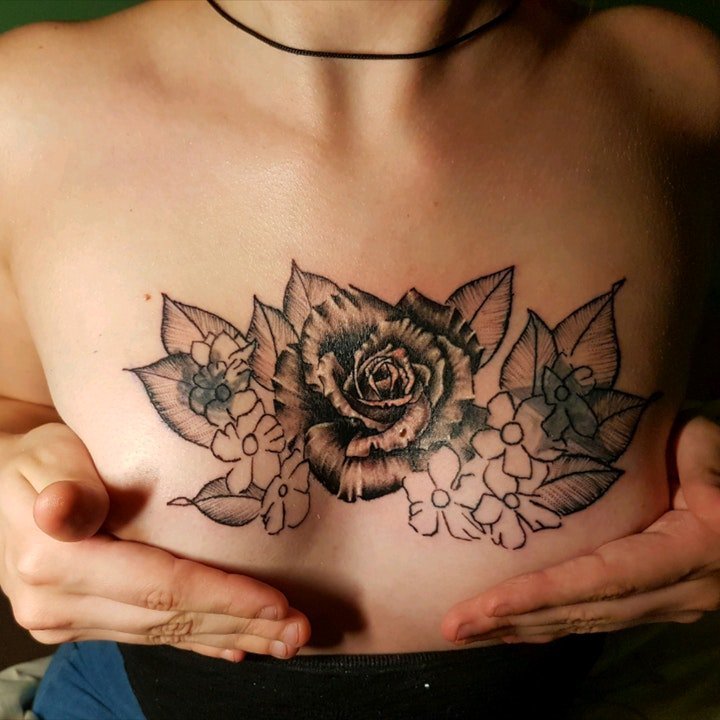 玫瑰花纹身图案 女生身体各部位植物玫瑰花的纹身图案