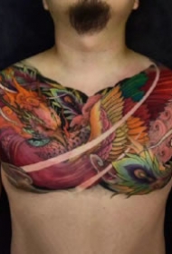男生帅气的9组大花胸纹身作品欣赏