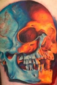 立体纹身图  技巧性十足的3D写实立体纹身图案