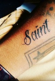 花体英文纹身图案 多款黑色简笔画纹身字母的花体英文纹身图案