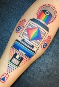 创意纹身男  适合IT男创意而又奇特的电脑纹身图案