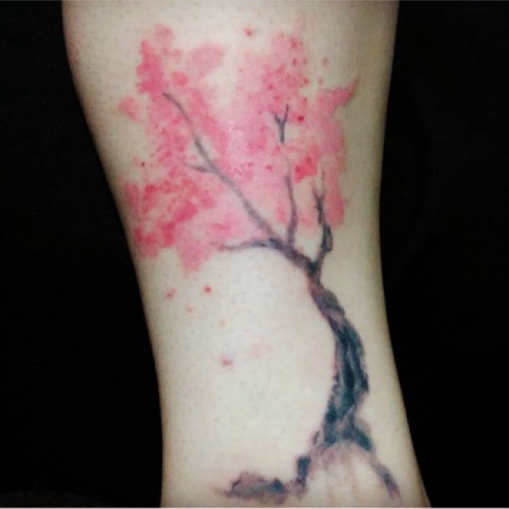 纹身树木的图像  9款苍翠挺拔的树木纹身图案