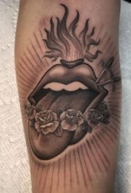 嘴巴纹身图案 10款风格迥异的嘴唇纹身图案