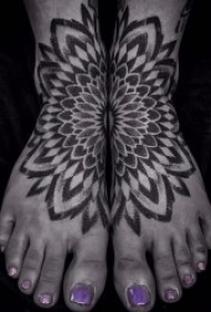 对称纹身图案 多款黑灰纹身色调几何图形的对称纹身图案