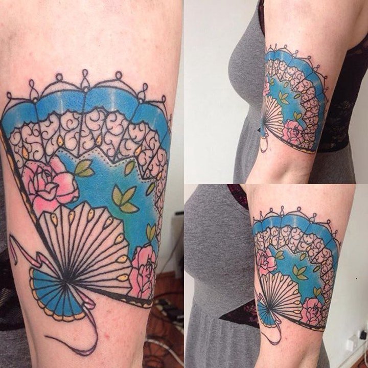 扇子纹身图案 10张彩绘纹身日本艺妓扇子纹身图案