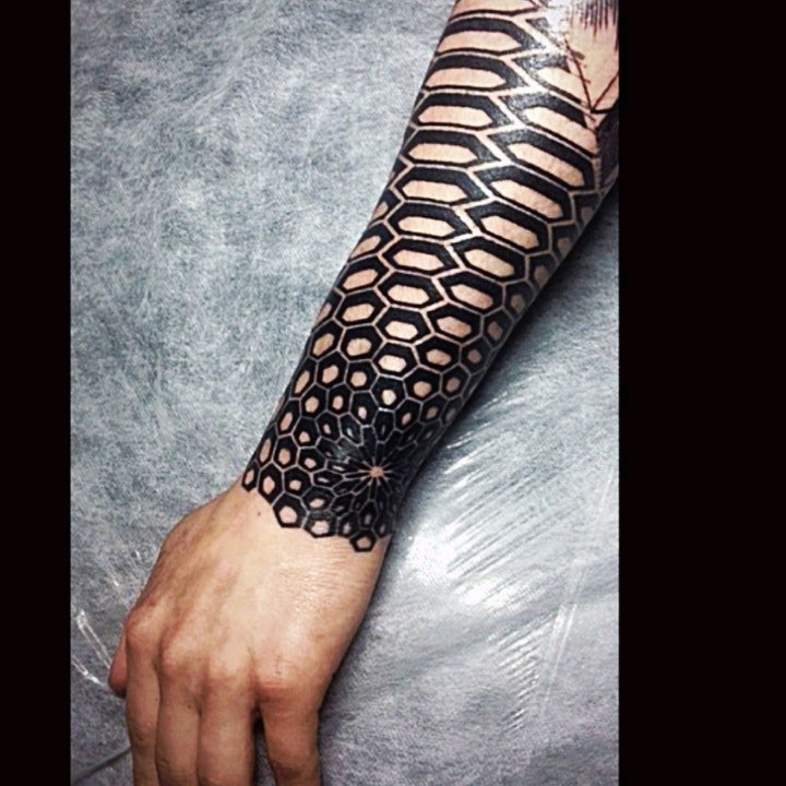 黑灰手臂纹身 10张黑灰手臂纹身个性化图案