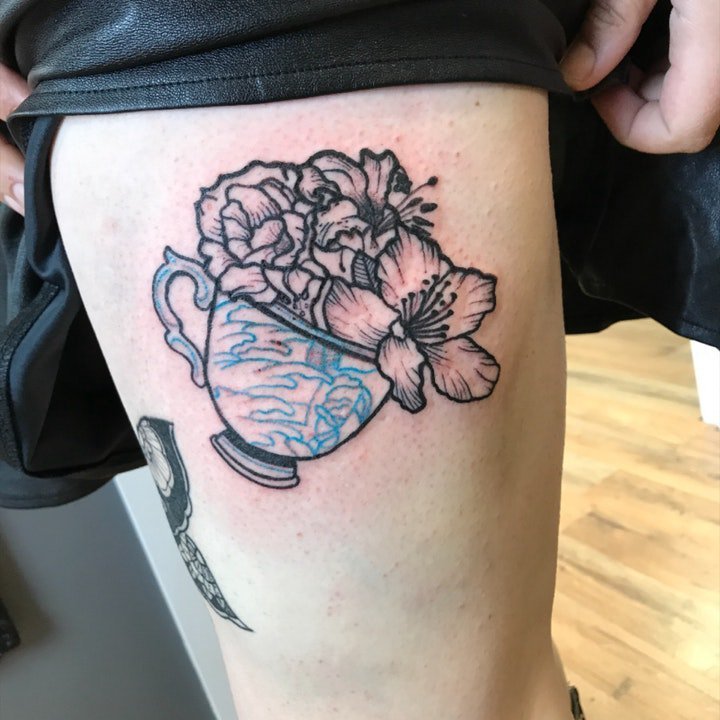 纹身图花朵 9款娇美而又花香袭人的花朵纹身图案