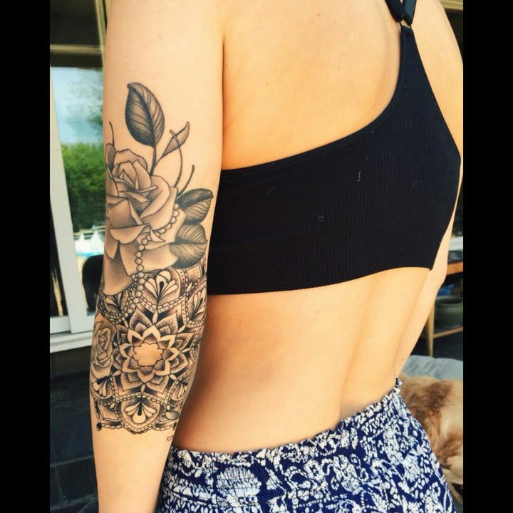 黑灰手臂纹身 一组十分有个性的黑灰花臂纹身图案